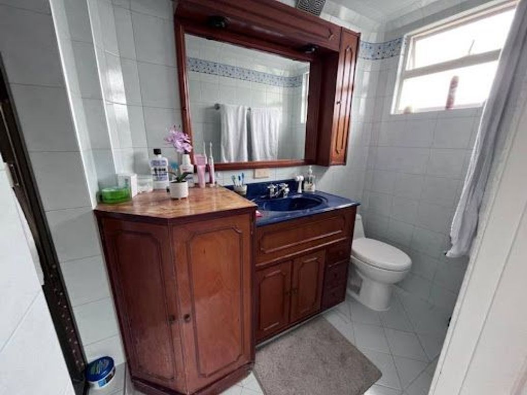 Casa de 5 alcobas en venta en Rincón Santo, Bogotá, 245 m² · foto 9 de 20