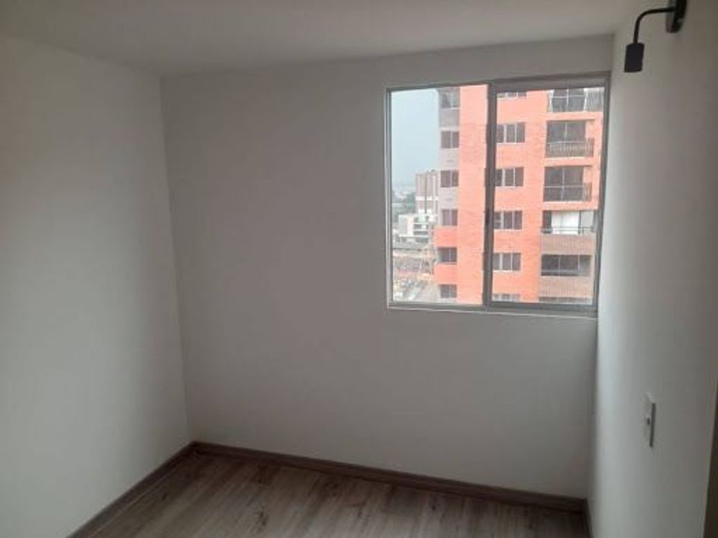 Apartamento de 2 alcobas en venta en Las Brisas, Bogotá, 40 m² · foto 14 de 17