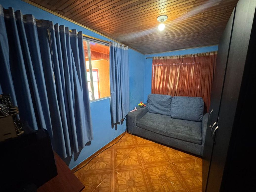 Casa de 12 alcobas en venta en San Vicente, Bogotá, 193 m² · foto 4 de 20