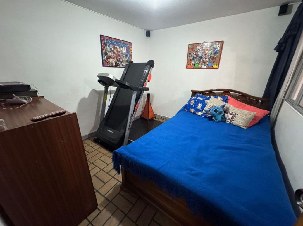 Casa de 12 alcobas en venta en San Vicente, Bogotá, 193 m² · foto 8 de 20