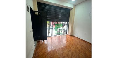 SE ARRIENDA APARTAMENTO EN MANRIQUE PRIMER PISO
ESTRATO 3, CUENTA CON;

NOTA: LOCAL CON APARTAMENTO SOLO NEGOCIO DE BARBERIA, PELUQUERIA, ALMACEN DE ROPA, SPA DE UÑAS.

- 2 ALCOBAS CON PUERTAS
- 2 CLOSET
- ZONA DE ROPA
- 1 BAÑO SENCILLO
- 1 BAÑO CABINADO
- COCINA INTEGRAL
- RED DE GAS
- PISO EN CERAMICA.

CONTACTO: ARRENDAMIENTOS PANORAMA MANRIQUE
TELEFONO: (604) 5166060. WHATSAPP: 3104700944
