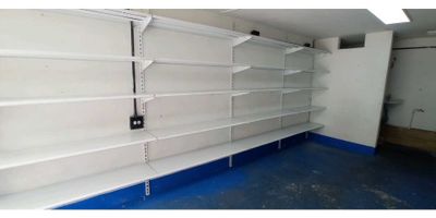 ¿Estás buscando un punto comercial estratégico para potenciar tu marca y aumentar tu alcance? Este local en arriendo ubicado en el sector de Cabañas es una oportunidad que no puedes dejar pasar. Ideal para emprendedores y comerciantes que necesitan alta visibilidad, excelente conectividad y cercanía a zonas de alto flujo peatonal y vehicular.

 

Con 21m² ideal para la oficina,barbería spa u otro mercados que has querido colocar .

Ubicación estratégica en una zona comercial de alto movimiento, rodeado de lugares clave 

Este entorno garantiza un flujo constante de potenciales clientes, ideal para establecer una marca sólida y generar ventas desde el primer día.

No dejes pasar esta oportunidad de ubicar tu negocio en uno de los sectores con mayor proyección de Bello

¡Contáctanos ahora y agenda tu visita! El punto que estás buscando te está esperando.
