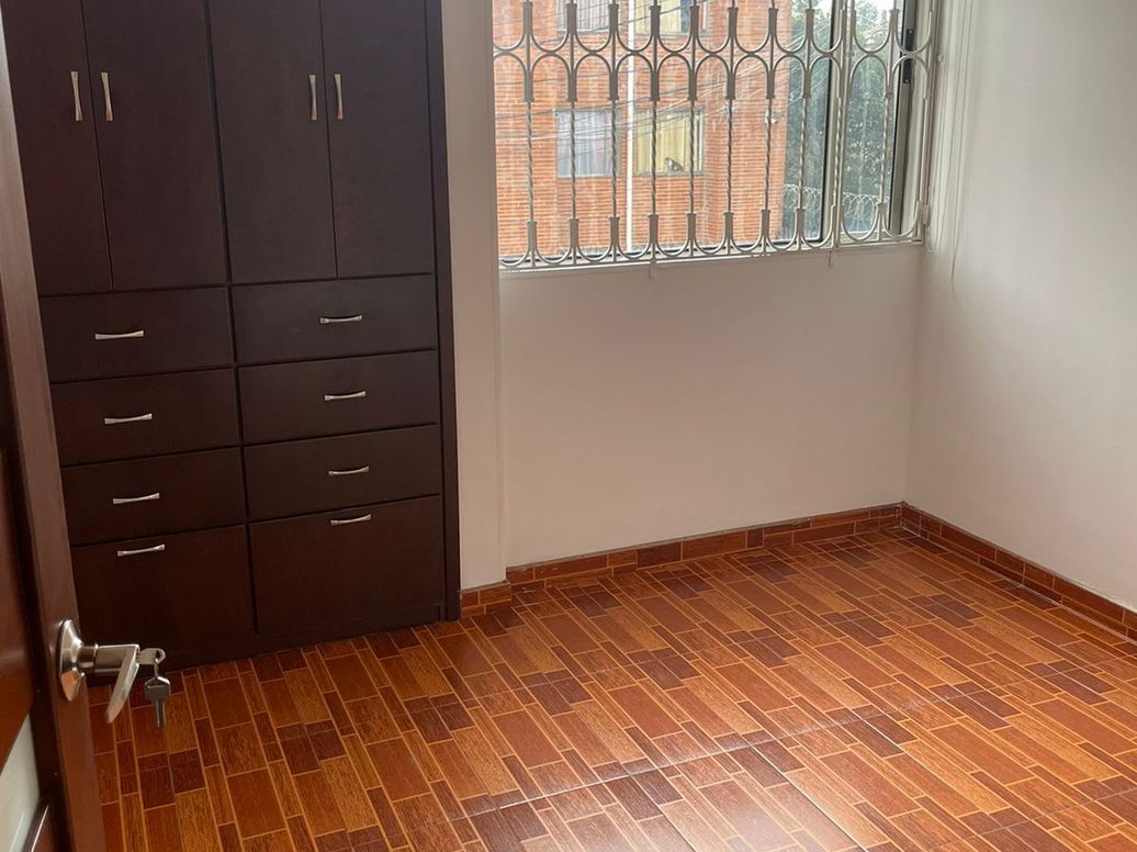 Casa de 3 alcobas en venta en Madelena Iii Y Iv, Bogotá, 65 m² · foto 16 de 19