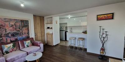 1458 Apartamento en Club House Mosquera, conjunto Puerta del Sol. El conjunto cuenta con amplias zonas sociales, como piscina, salon social, gimansio, squash, teatrino, coworking, salon de juegos etc. El apartamento cuenta con excelente vista,  parqueadero privado, deposito. Tres alcobas, tres baños, sala comedor, cocina integral, estudio. Contacme. 