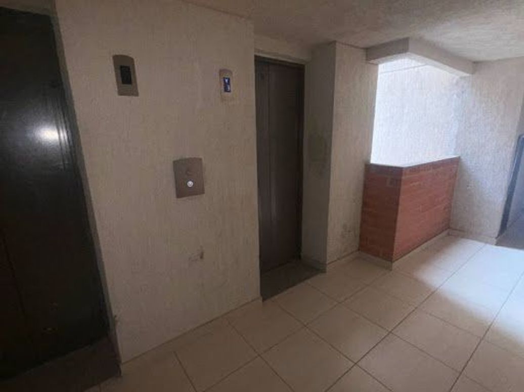 Apartamento de 2 alcobas en venta en Ricaurte, Bogotá, 35 m² · foto 18 de 20