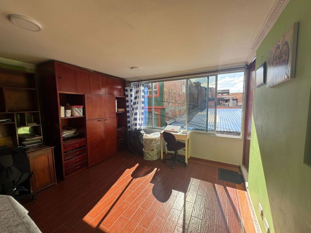 Casa de 7 alcobas en venta en Diana Turbay, Bogotá, 210 m² · foto 17 de 20