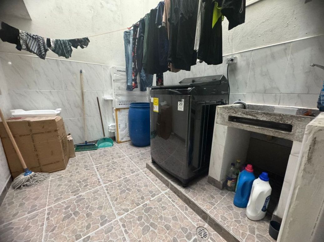 Casa de 7 alcobas en venta en Diana Turbay, Bogotá, 210 m² · foto 8 de 20
