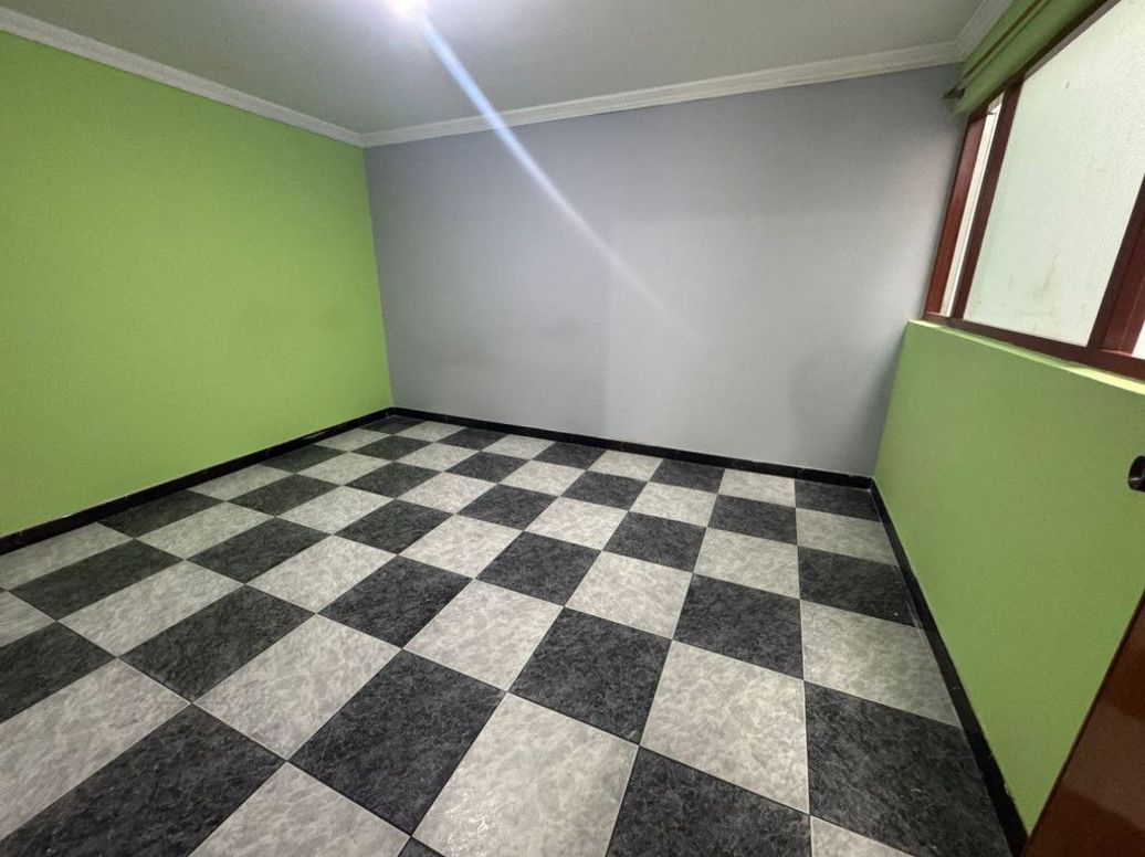 Casa de 7 alcobas en venta en Diana Turbay, Bogotá, 210 m² · foto 14 de 20