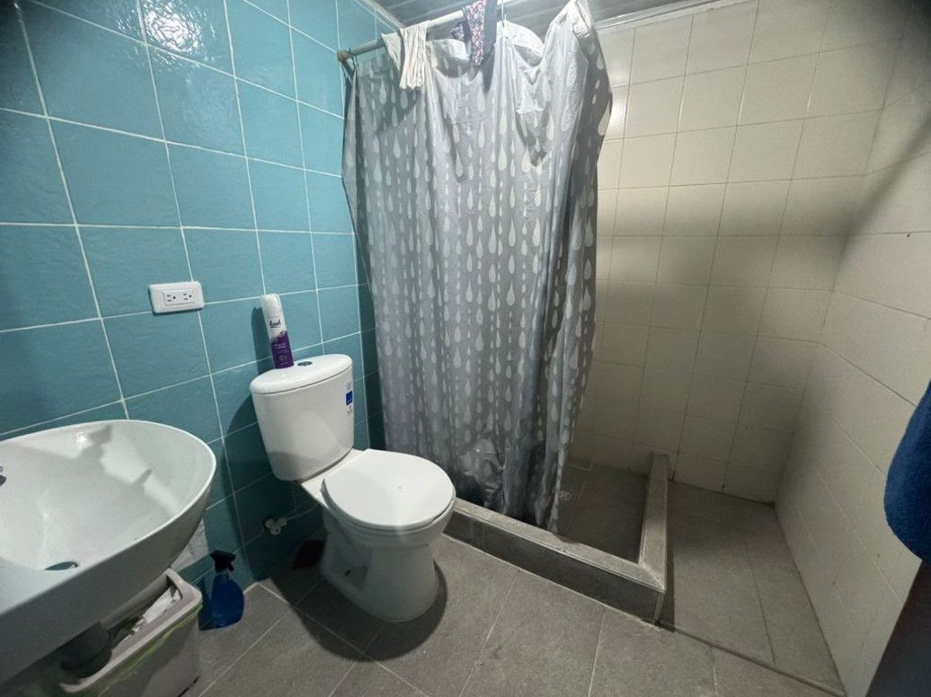 Casa de 7 alcobas en venta en Diana Turbay, Bogotá, 210 m² · foto 2 de 20