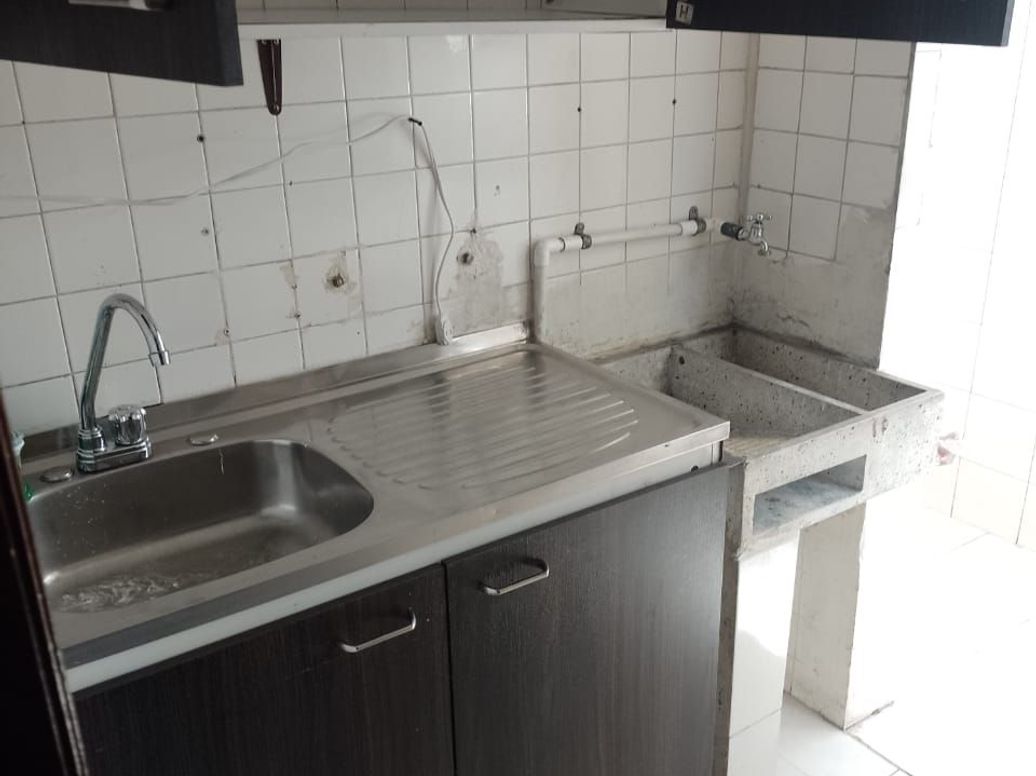 Apartamento de 2 alcobas en arriendo en Polo Club, Bogotá, 80 m² · foto 9 de 12