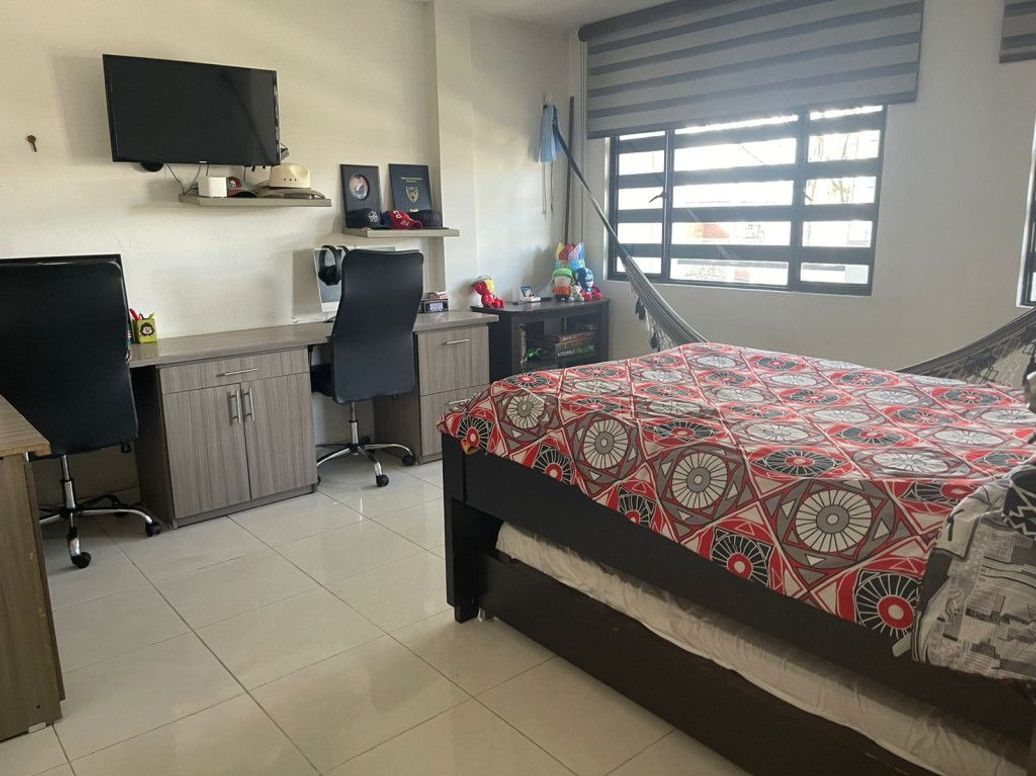 Casa de 3 alcobas en venta en Glorieta De Las Américas, Bogotá, 200 m² · foto 17 de 20