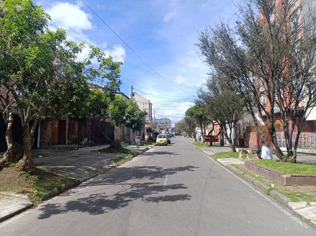 Casa de 3 alcobas en venta en Alfonso López, Bogotá, 316 m² · foto 4 de 7