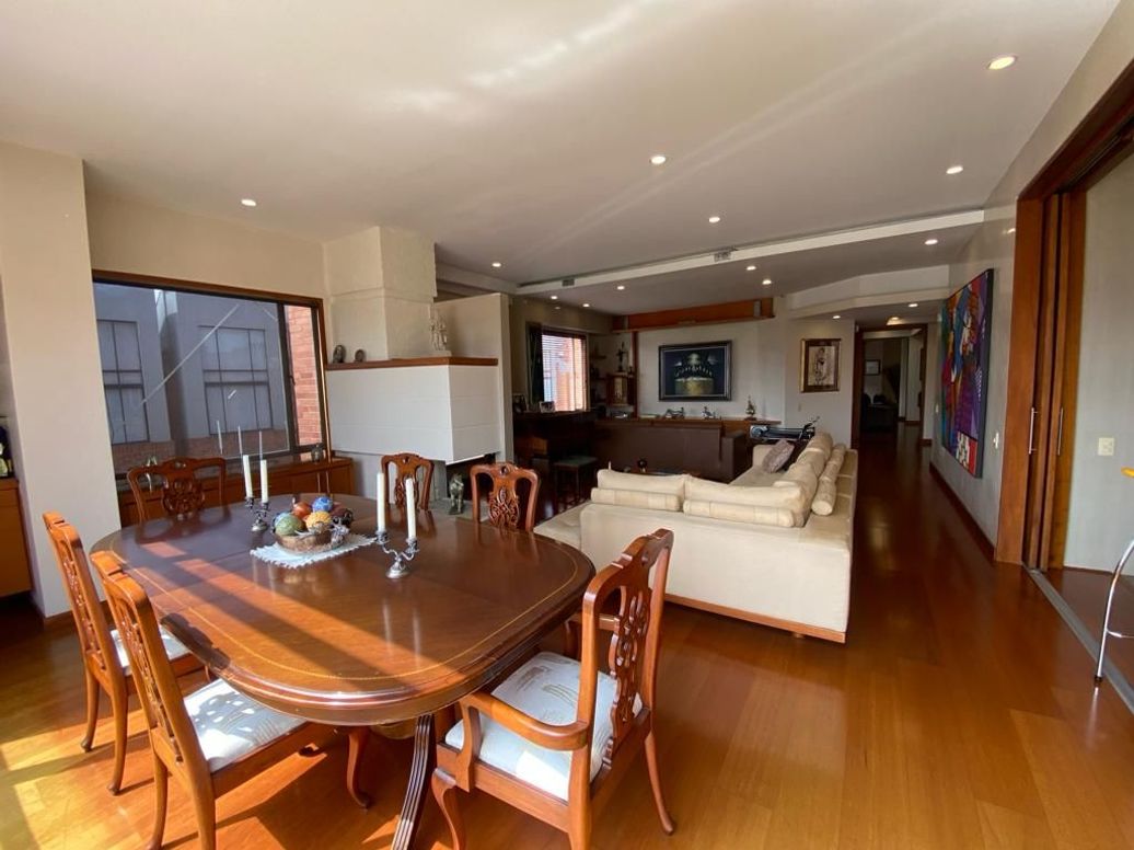 Apartamento de 4 alcobas en venta en Prado Veraniego Norte, Bogotá, 190 m² · foto 9 de 20