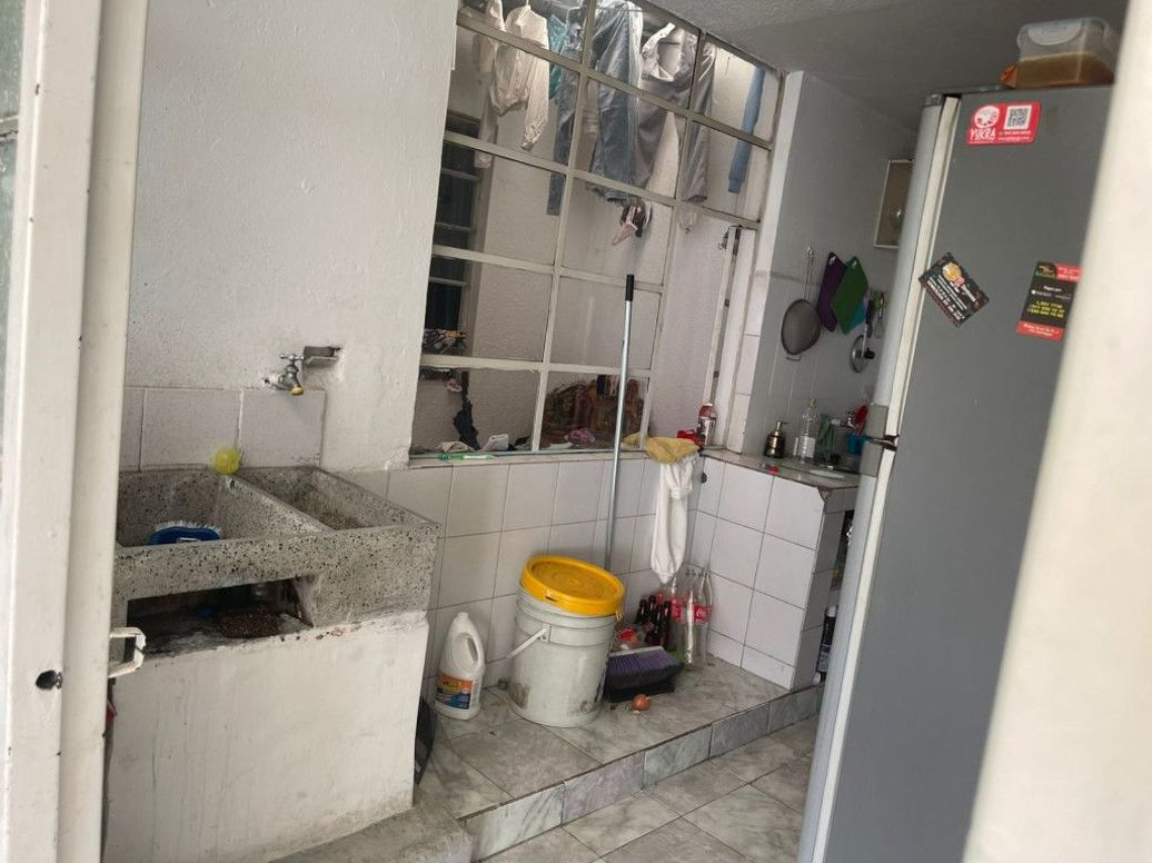 Casa de 16 alcobas en venta en Carvajal, Bogotá, 373 m² · foto 6 de 12