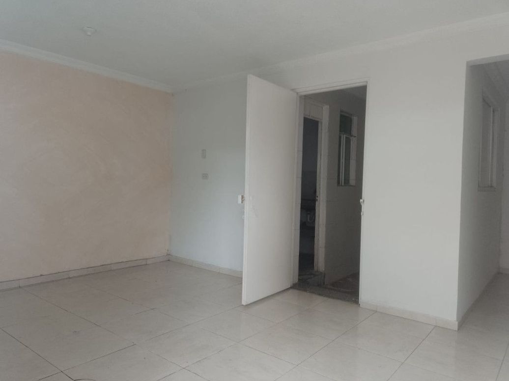 Casa de 5 alcobas en venta en Atenas, Bogotá, 143 m² · foto 4 de 20