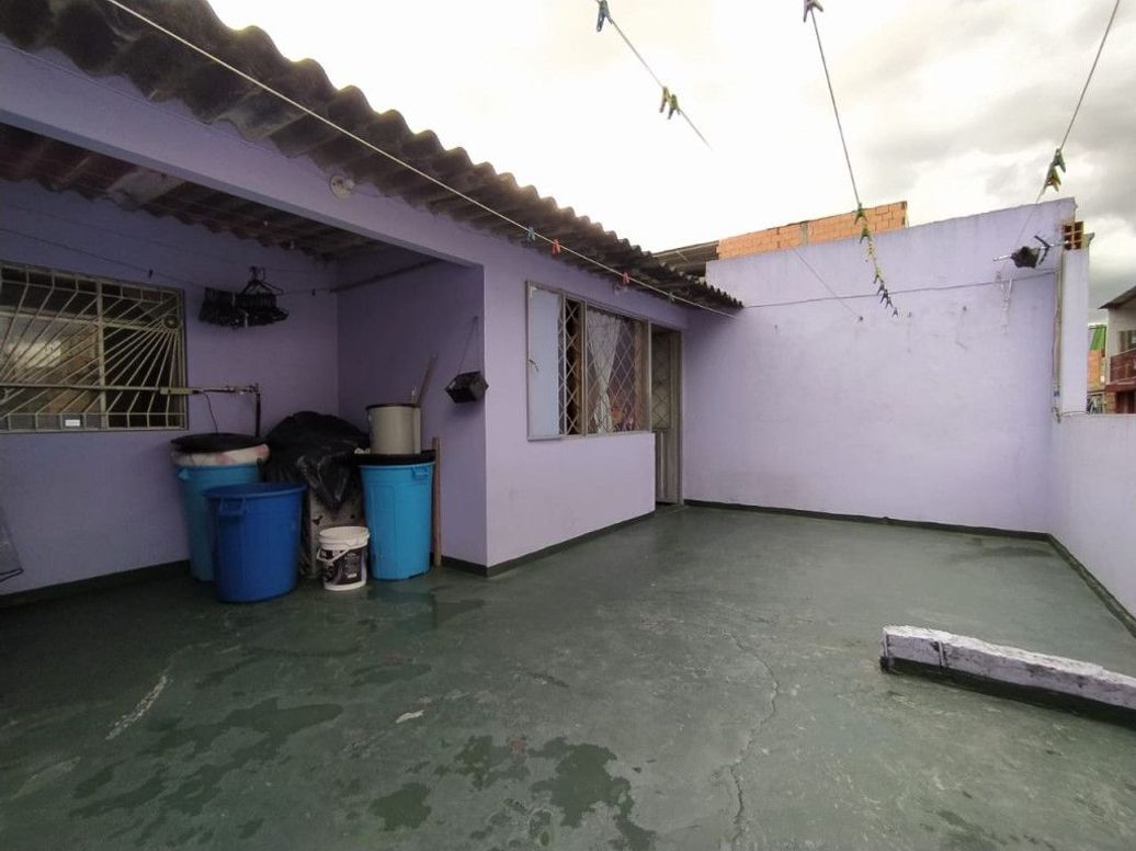 Casa de 5 alcobas en venta en Brasil, Bogotá, 180 m² · foto 16 de 20