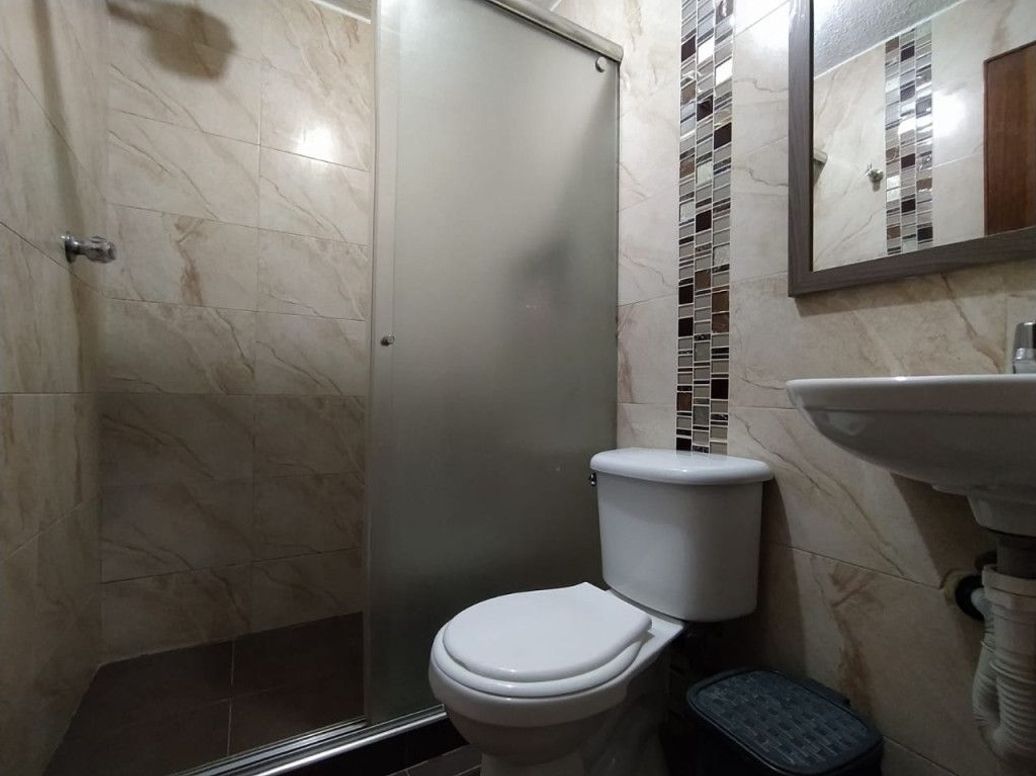 Casa de 5 alcobas en venta en Brasil, Bogotá, 180 m² · foto 9 de 20