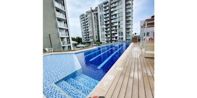 Apartamento en Venta en Dosquebradas – Vive con estilo y confort

Este hermoso apartamento de 72 m² está listo para entrega inmediata y libre de hipotecas. Ubicado en una zona de alta valorización, cerca de supermercados, centros comerciales, transporte público y principales centros de salud.

Características del apartamento:
    •    3 habitaciones
    •    2 baños
    •    Parqueadero cubierto
    •    Administración: $290.700

Amenidades del conjunto residencial:
    •    Piscina tipo playa
    •    Spa, jacuzzi, sauna y sala de masajes
    •    Salón social
    •    Sala de juegos: ping pong, mesa de póker, Xbox, PlayStation 4 y billar
    •    Zona BBQ
    •    Cargador para carros eléctricos

¡Un lugar ideal para vivir o invertir!
? Contáctanos en INMOHOGAR al +57 315 264 7986 / +57 317 422 2177 para agendar tu visita y conocerlo personalmente.
