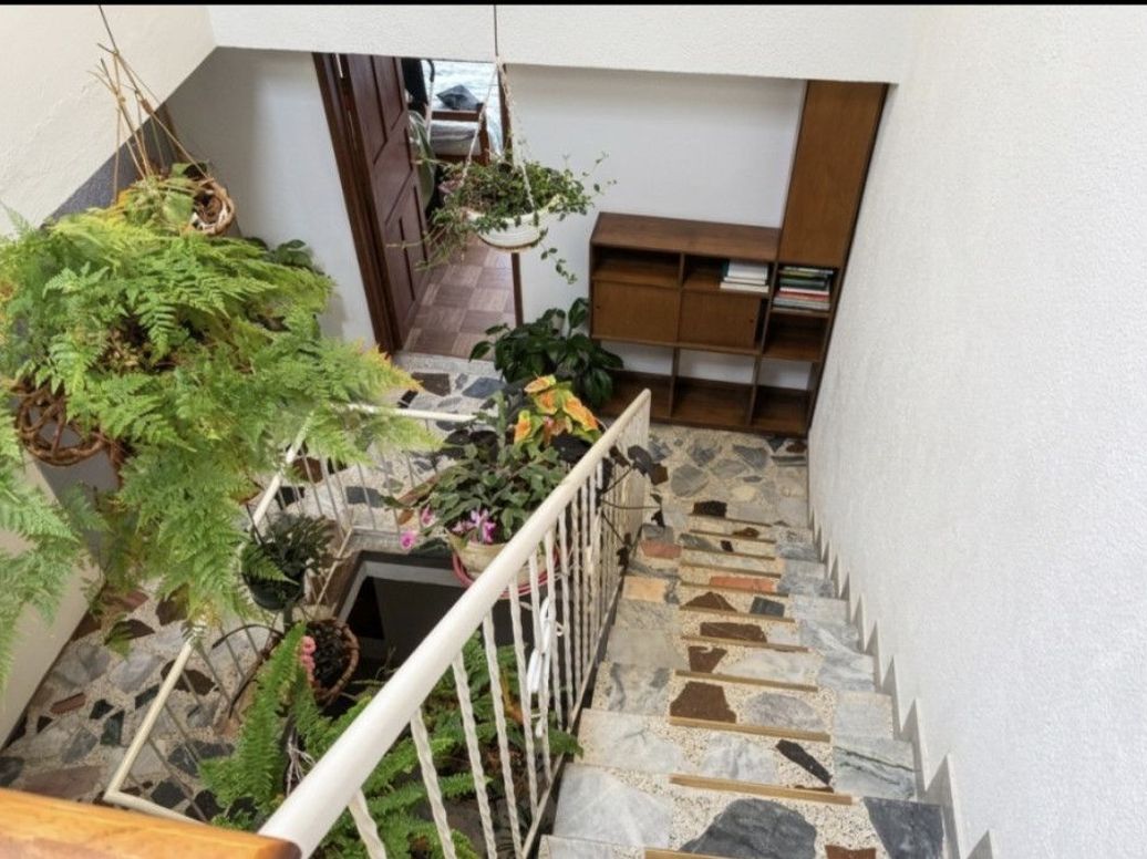 Casa de 7 alcobas en venta en Ciudad Jardín Norte, Bogotá, 350 m² · foto 5 de 7