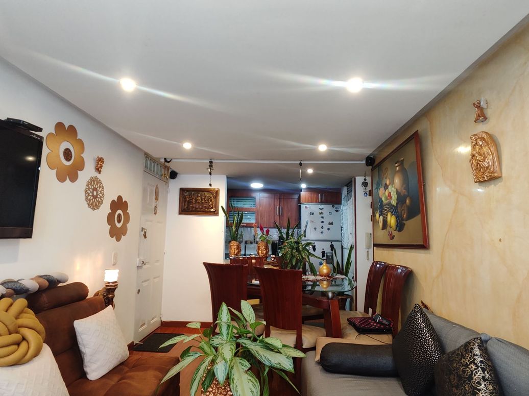 Apartamento de 3 alcobas en venta en Cjr El Bosque, Bogotá, 58 m² · foto 4 de 16