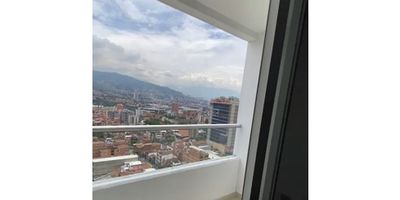 Apartamento en Venta en Envigado , sector el Dorado !

 Este hermoso apartamento de 65 m² ofrece una excelente ubicación en zona de alta valorización, cerca de centros comerciales, colegios, universidades, parques y transporte público. Ideal para quienes buscan comodidad, tranquilidad y fácil acceso a todos los servicios.

La propiedad cuenta con 2 amplias alcobas, 2 baños (uno con vestier en la alcoba principal), armarios empotrados, clósets, balcón con vista, baño auxiliar, cocina integral con gas domiciliario, zona de ropas , con  acabados del piso en cerámica,  que le dan un toque de elegancia y confort.

Ubicado en un moderno conjunto residencial con ascensor, parqueadero para visitantes, gimnasio, sauna, turco, zonas deportivas, área social, vigilancia 24/7 y portería con recepción, este apartamento combina seguridad, bienestar y calidad de vida.

Es el hogar ideal para disfrutar en familia o hacer una inversión segura en una de las ciudades con mayor crecimiento del país.

¡Contáctanos y agenda tu visita!

Recuerda que te ayudamos en el proceso de tu crédito de vivienda!

