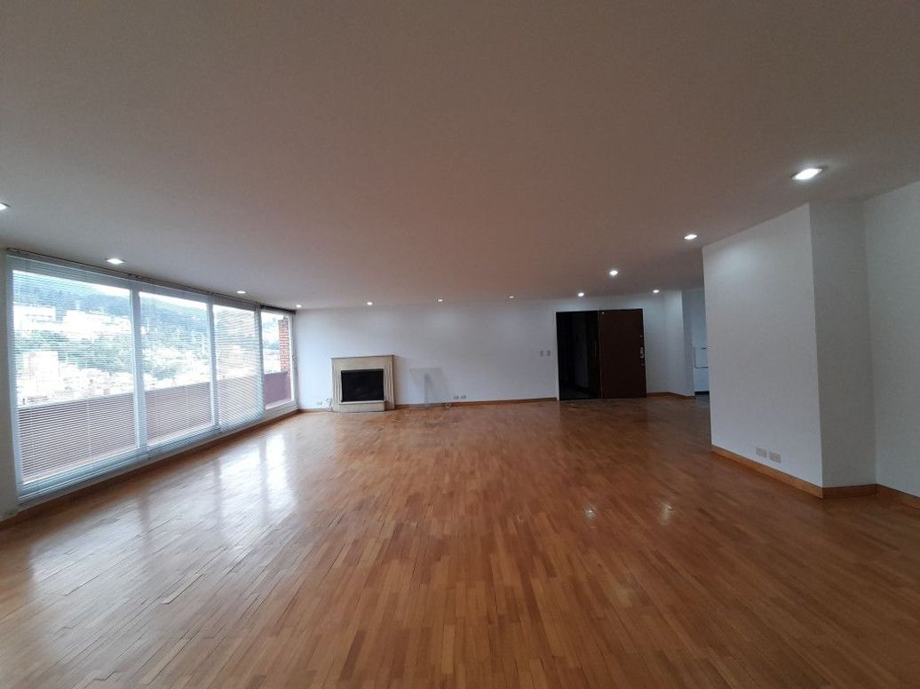 Apartamento de 2 alcobas en venta en La Veracruz, Bogotá, 122 m² · foto 5 de 19