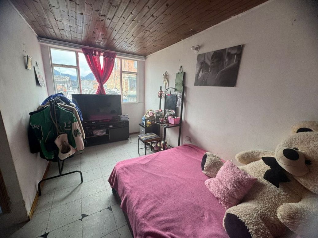Casa de 7 alcobas en venta en Remanso, Bogotá, 420 m² · foto 4 de 16
