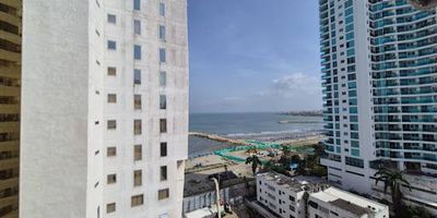 Excelente ubicación con facilidad para transporte.