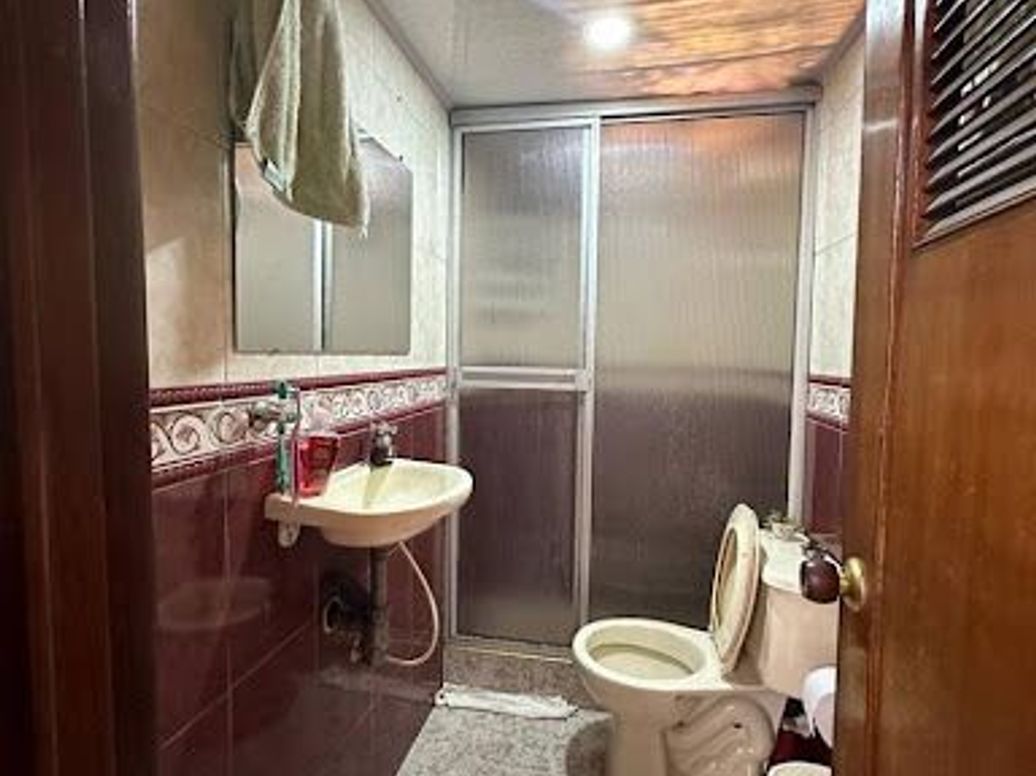 Casa de 6 alcobas en venta en Gran Britalia, Bogotá, 368 m² · foto 18 de 20