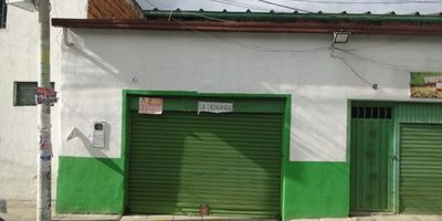 VENDO AMPLIO LOCAL EN FLORIDABLANDA.
Ubicado en la Calle 5 11 19. Cuenta con un área de 21 mt2 y un baño.
El valor es de $120.000.000
NO DEJES PASAR ESTA OPORTUNIDAD.