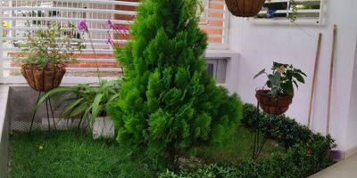 Excelente Casa  en condominio moderna consta de  Sala comedor ,Cocina, 3 habitaciones, 3 baños ,Estudio , garaje