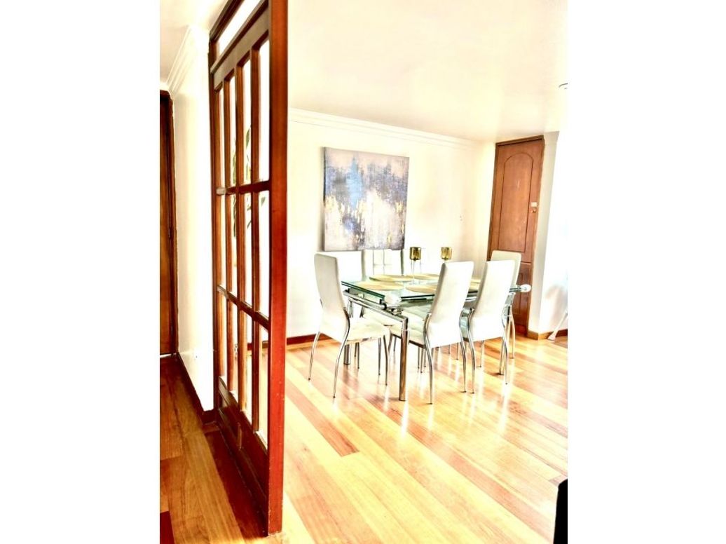 Apartamento de 3 alcobas en venta en Santa Barbara, Bogotá, 157 m² · foto 6 de 20