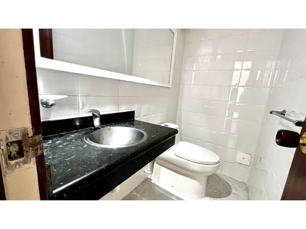 Apartamento de 3 alcobas en venta en Santa Barbara, Bogotá, 157 m² · foto 20 de 20