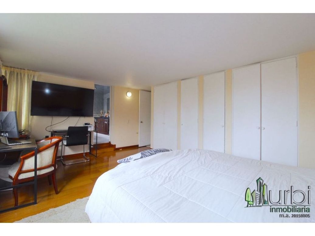 Casa de 4 alcobas en venta en Niza, Bogotá, 292 m² · foto 13 de 20