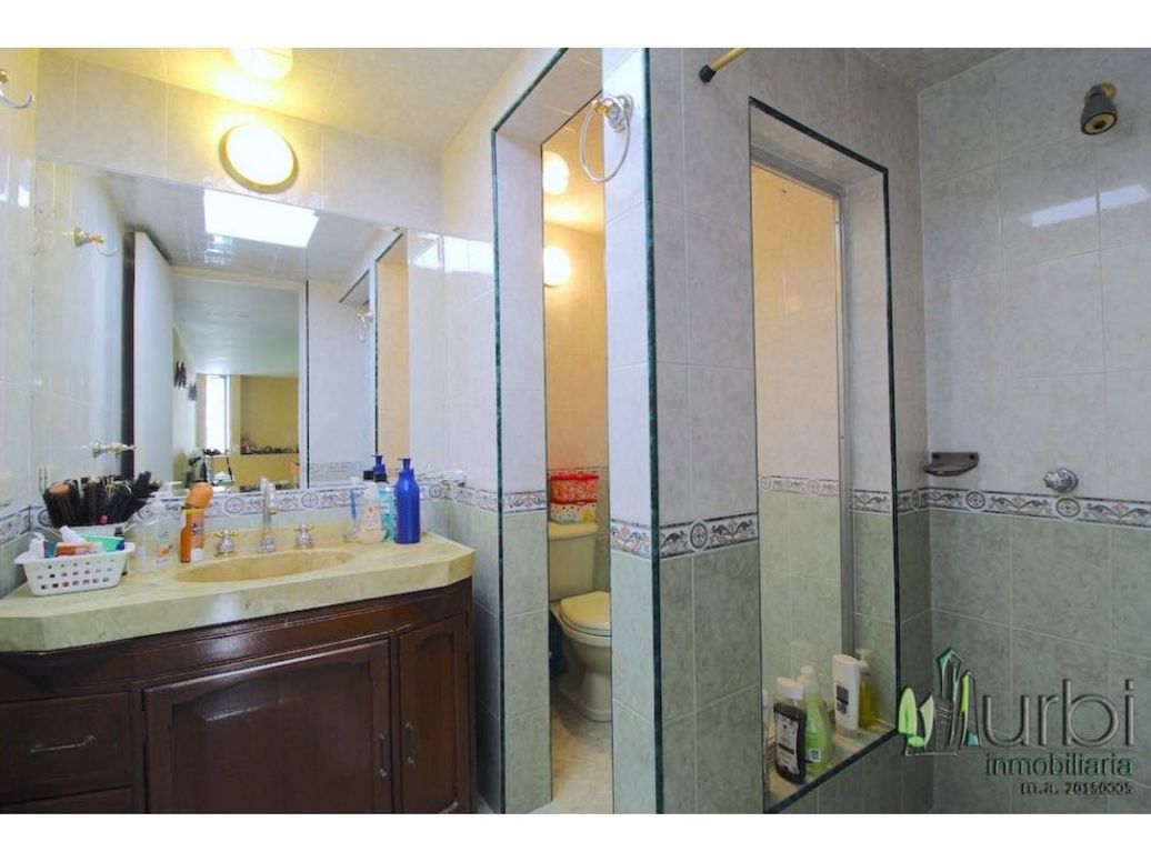 Casa de 4 alcobas en venta en Niza, Bogotá, 292 m² · foto 11 de 20