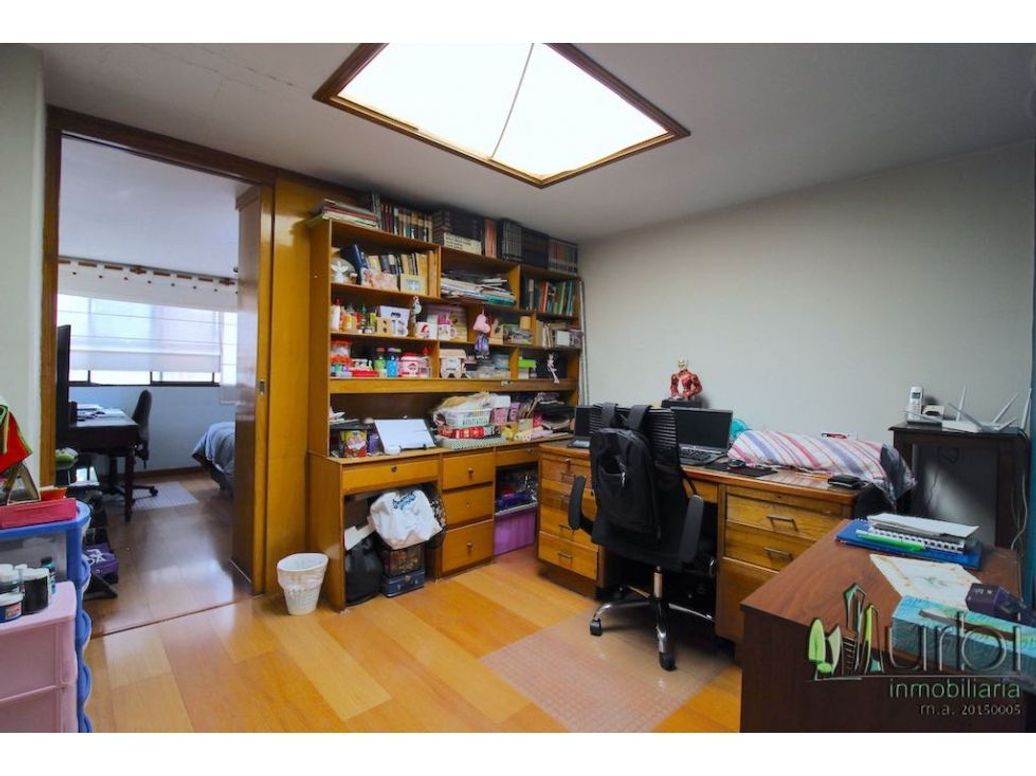 Casa de 4 alcobas en venta en Niza, Bogotá, 292 m² · foto 18 de 20
