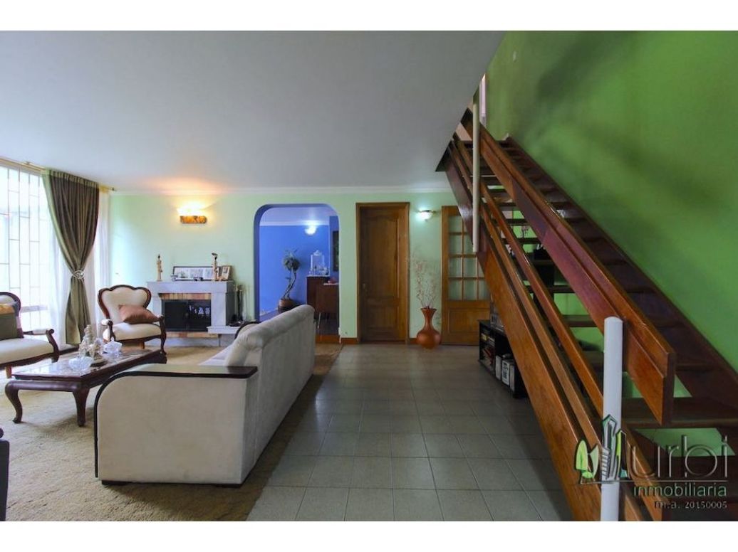 Casa de 4 alcobas en venta en Niza, Bogotá, 292 m² · foto 4 de 20