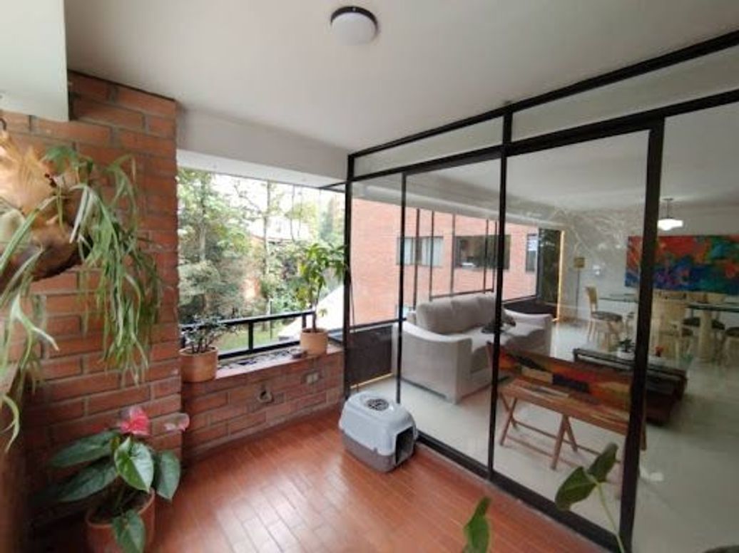 ARRIENDO de APARTAMENTO en LAS LOMAS 1, Medellín en Las Lomas 1