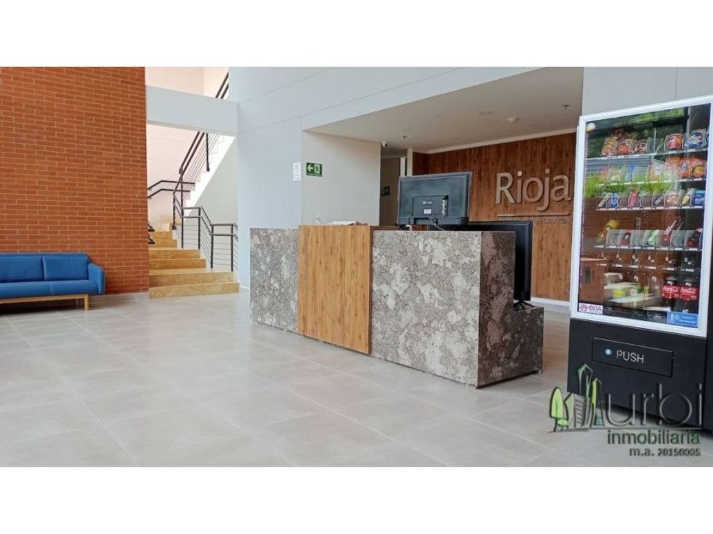 Apartamento de 3 alcobas en venta en El Redil, Bogotá, 102 m² · foto 2 de 17