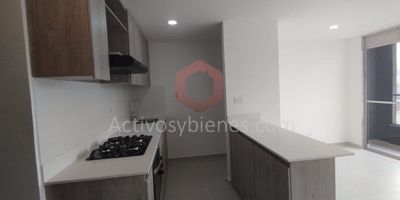 Arriendo apartamento en Itagüí sector Coltejer, muy central, sector tranquilo y residencial, 65 mt2, 3 alcobas, 3 closets, 2 baños, sala comedor, cocina integral con red de gas, balcón.Arrienda Activos y Bienes, Inmobiliaria experta en administración, arrendamiento y venta de apartamentos, casas, locales, bodegas y oficinas en el Oriente Antioqueño, Medellín y toda el área Metropolitana.Información sujeta a cambios. Las imágenes de muebles, enseres, decoración y demás elementos son una referencia.