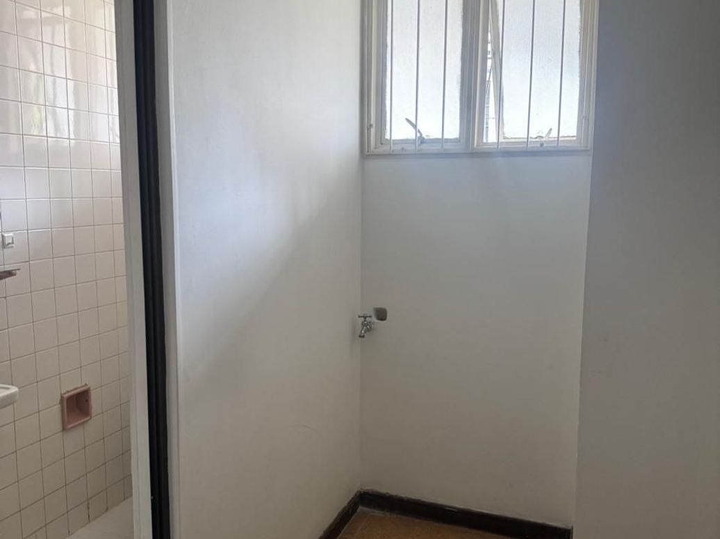 Apartamento de 2 alcobas en venta en Gran América, Bogotá, 86 m² · foto 6 de 14