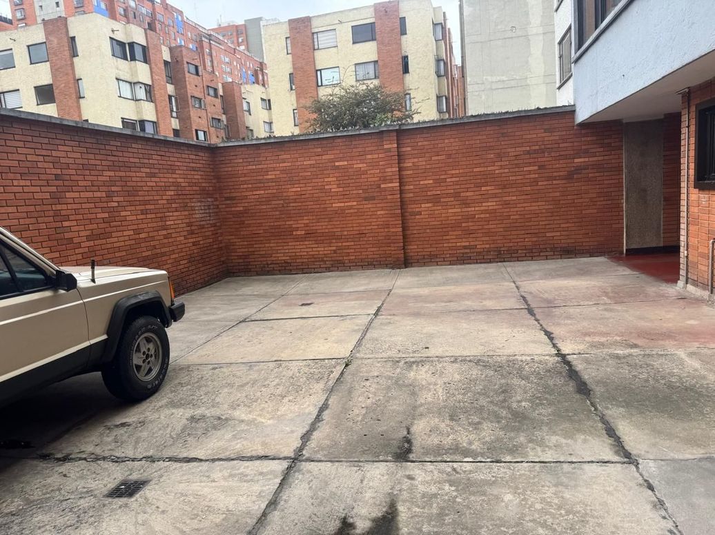 Apartamento de 2 alcobas en venta en Gran América, Bogotá, 86 m² · foto 13 de 14
