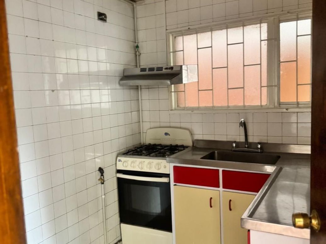 Apartamento de 2 alcobas en venta en Gran América, Bogotá, 86 m² · foto 11 de 14