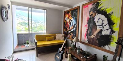 Venta de apartamento en miraflores. Ideal para quienes buscan comodidad, seguridad y una excelente ubicación.

Características del inmueble: Área: 49.5 m², 2 habitaciones la principal con baño y closet, baño social completo, Cocina integral abierta, zona de roras, Sala-comedor con balcón y vista panorámica y un parqueadero privado

Amenidades de la unidad: parqueadero de visitantes, Piscina de niños, Parque infantil y Portería 24 horas.

Ubicación privilegiada: A pocos minutos del centro comercial la central, supermercados, clínicas, Excelente conexión vial y transporte público.