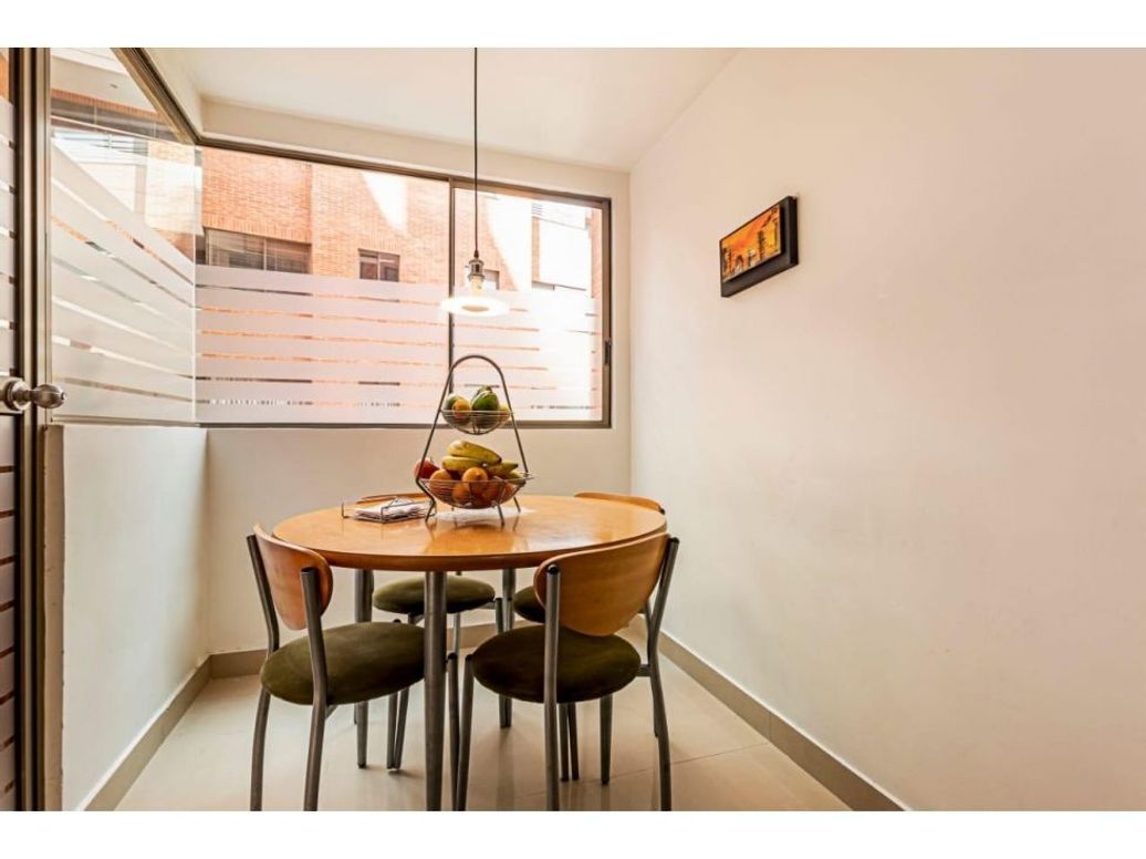 Apartamento de 3 alcobas en venta en Usaquén, Bogotá, 173 m² · foto 7 de 13