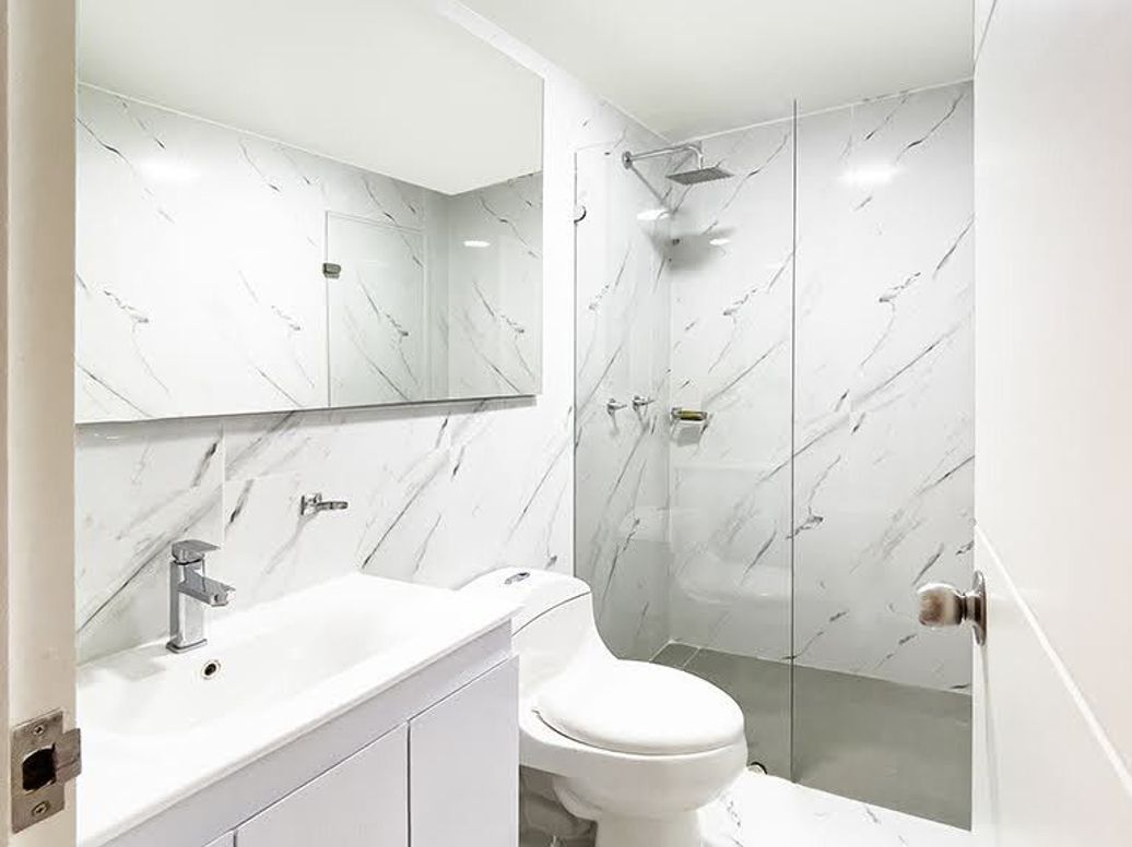 Apartamento de 4 alcobas en venta en Molinos Norte, Bogotá, 126 m² · foto 2 de 8