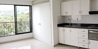 Excelente apartamentos de 4 habitaciones, estudio, 2 baños, cocina integral y zona de ropas con calentador de gas. RECIÉN CONSTRUIDO. EXCELENTE ACABADOS.