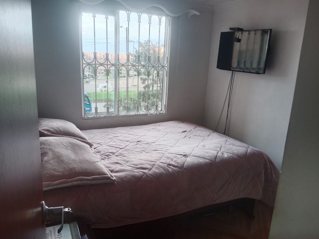 Apartamento de 3 alcobas en venta en Ismael Perdomo, Bogotá, 59 m² · foto 8 de 11