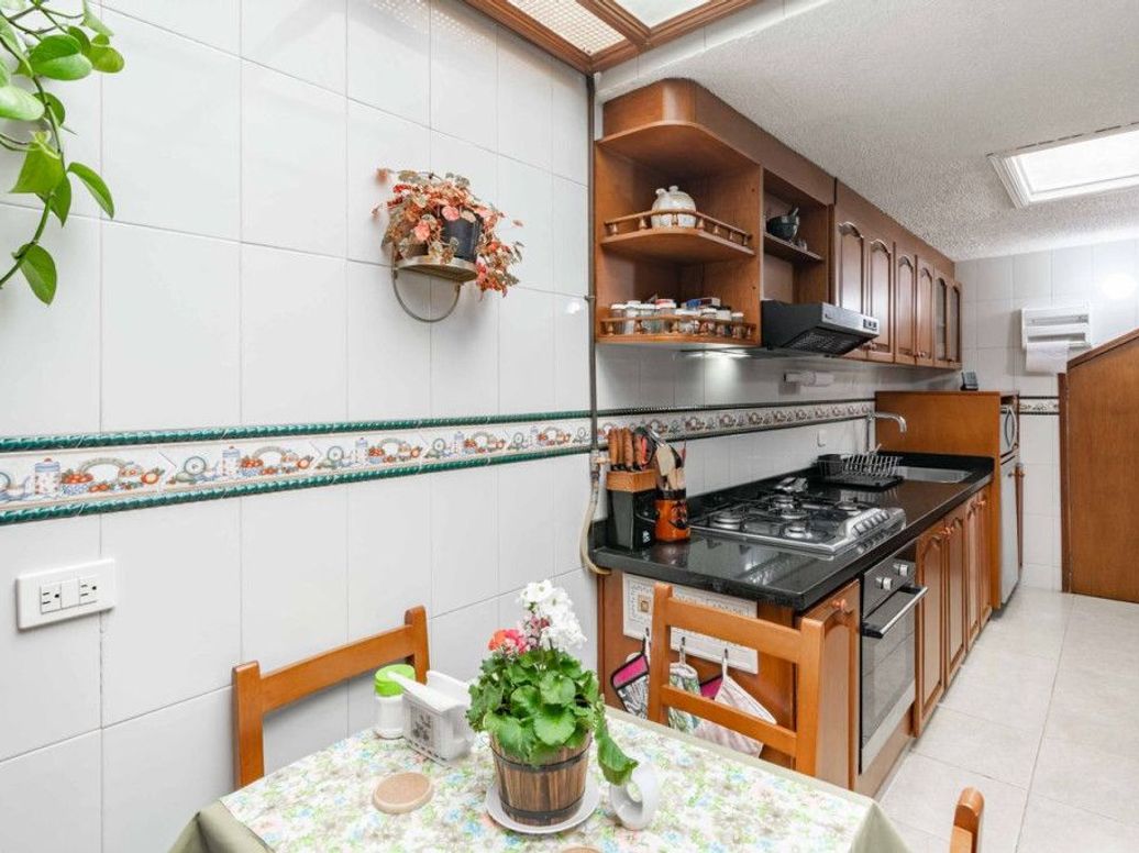 Casa de 4 alcobas en venta en Mónaco, Bogotá, 220 m² · foto 9 de 20