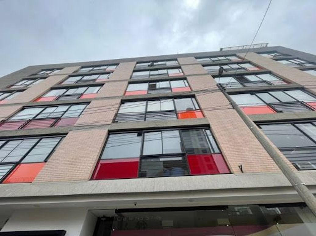 Apartamento de 2 alcobas en venta en Chapinero Noroccidental, Bogotá, 58 m² · foto 2 de 18